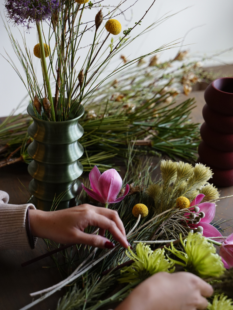 crkr • nestled vases // verdant