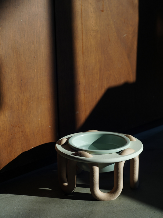 WIGGLY pet bowl // genmaicha