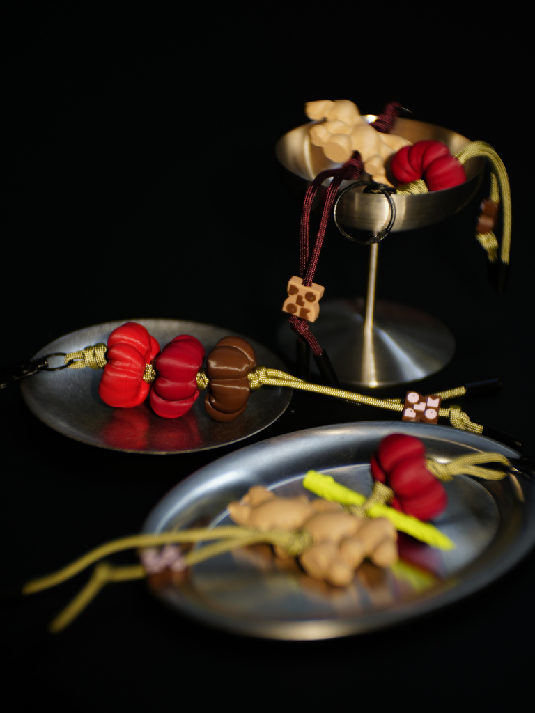 Ginger Keychain 🫚 (pre-order)