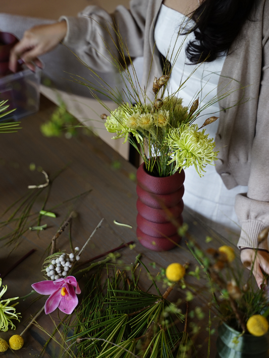 tt • nestled vases // russet